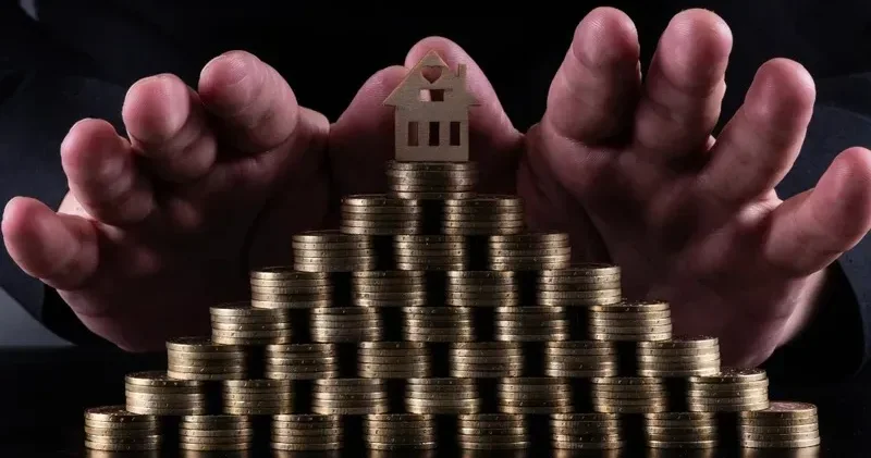 Семейде мембағдарламаға іліктіруші күдікті алаяқтар қолға түсті