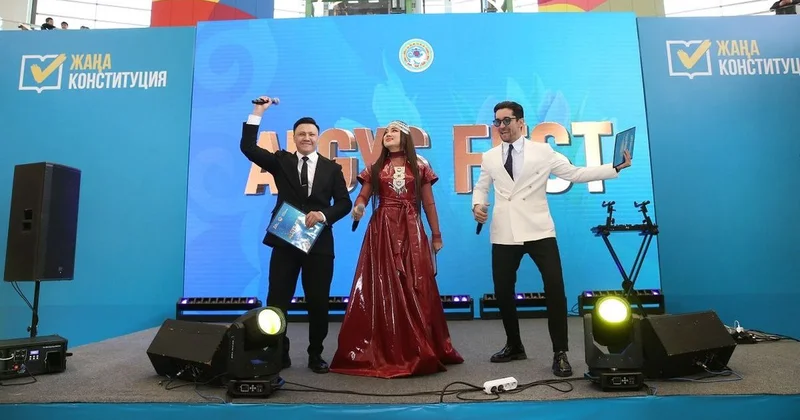 Более 5000 алматинцев поддержали референдум в рамках концерта ALGYS FEST
