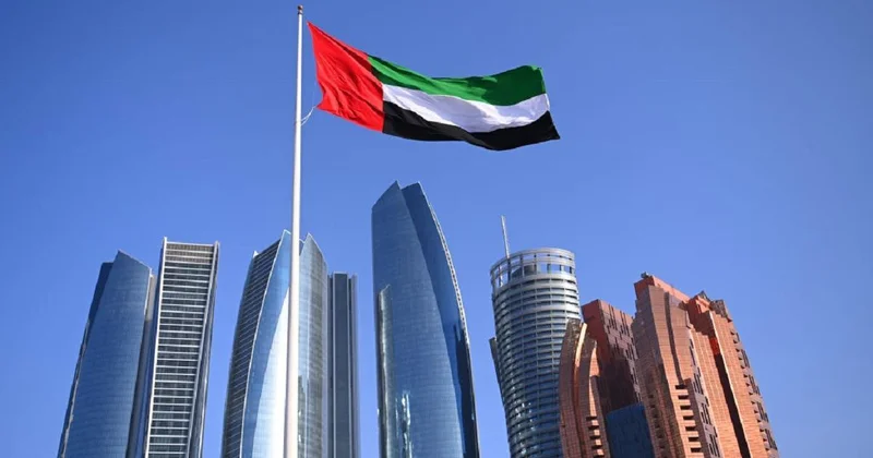 Аэропорт Абу Даби возобновил отправку рейсов