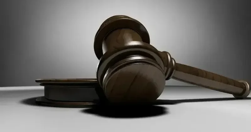 Өскемен әуежайының экс басшысы 8 жылға сотталды