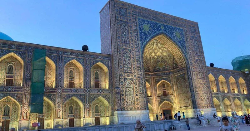 В Узбекистане вступил в силу запрет на курение вейпов