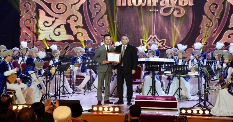 Президент поздравил участников торжественного вечера в честь 180 летия Жамбыла Жабаева