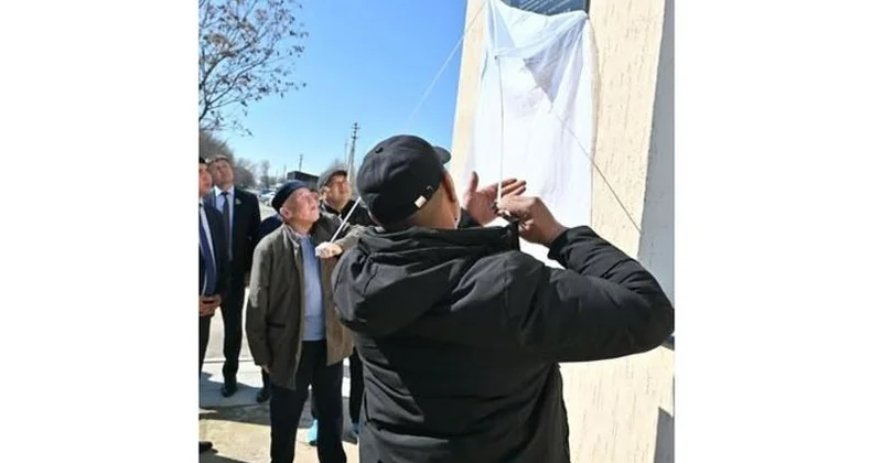 Ерлікпен қаза тапқан фельдшерге туған жерінде ескерткіш тақта орнатылды