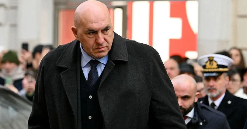 Глава Минобороны Италии улетел из Дубая, оставив там семью, после удара Ирана