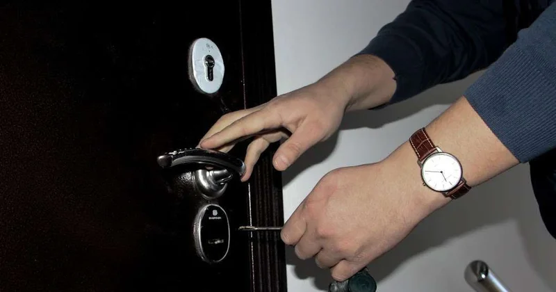 Арендатор, нарушивший условия договора аренды подлежит выселению глава Верховного суда