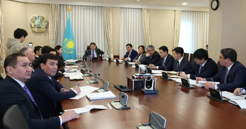 Үкіметте ЭКСЖ бойынша артта қалған әкімдіктерге ескерту жасалды