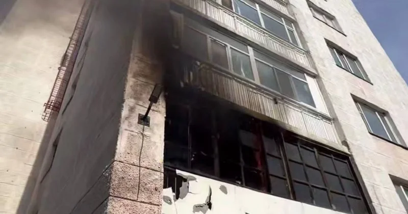 Пожар в жилом доме в Астане: эвакуированы 25 человек (видео)