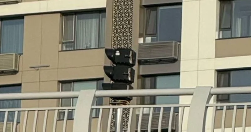 Светофоры устанавливают на LRT в Астане: в CTS объяснили их назначение