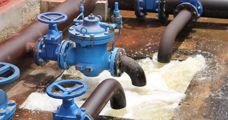 Сотни километров сетей водной инфраструктуры обновят в Казахстане