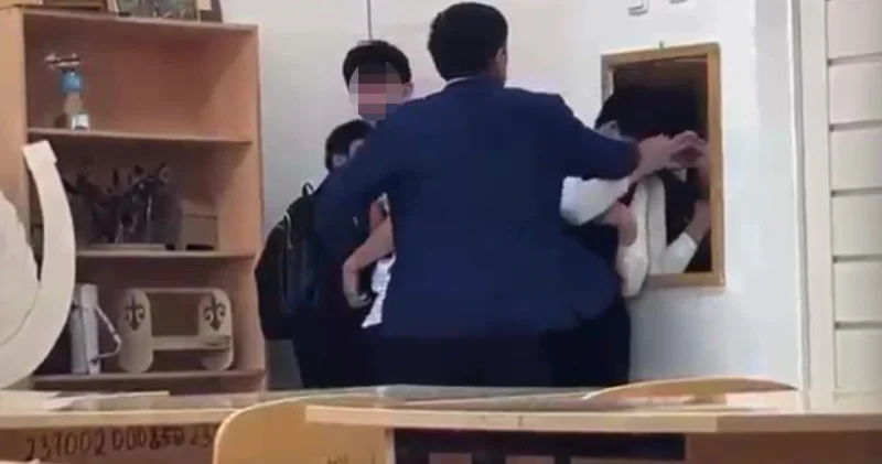 Шапалақ пен айқай: Астанадағы педагог шулы видеодан кейін жұмыстан шығарылды