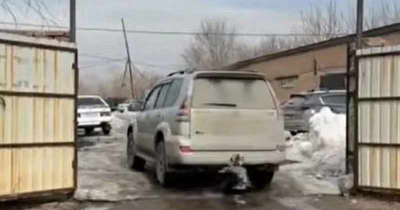 Land Cruiser Prado не вернут казахстанцу, пока он не выплатит 2,5 млн тенге