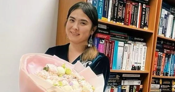 Шәкірт қадірлеген ұстаз