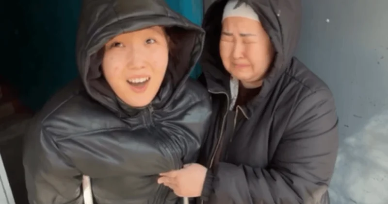 Человек в маске подарил подростку шанс на жизнь и образование (ВИДЕО)