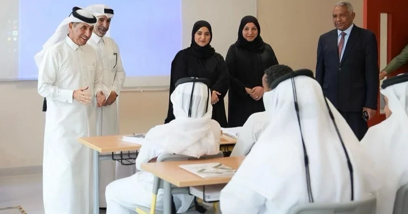 Қатардың білім ордалары дәстүрлі оқу жүйесіне оралды