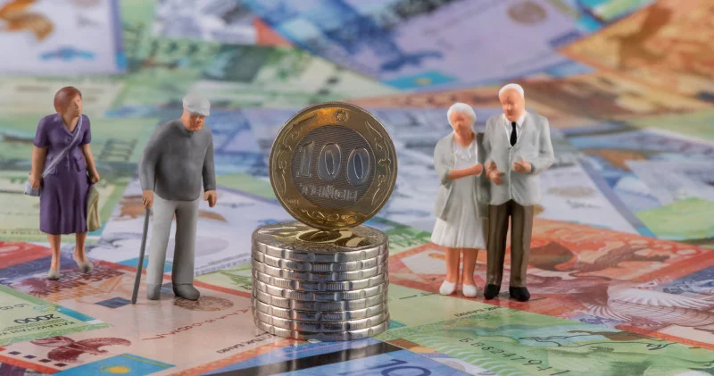 Жас шамасынан еңбек өтіліне көшу Қазақстанның зейнетақы жүйесін өзгерту ұсынылды