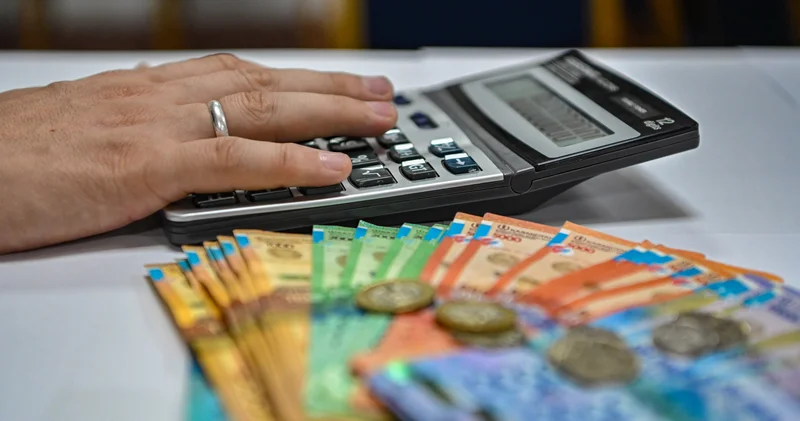 Ақтауда бухгалтер жүкті әйелдер арқылы 146 млн теңгені жымқырған