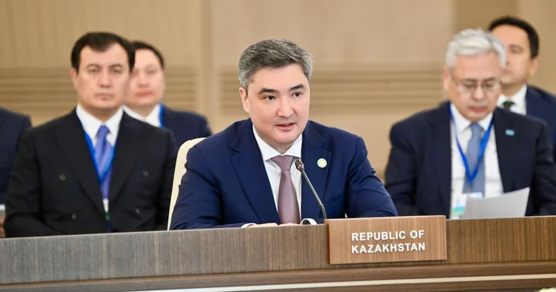 Бектенов выступил на встрече глав правительств стран участниц ОТГ в Баку