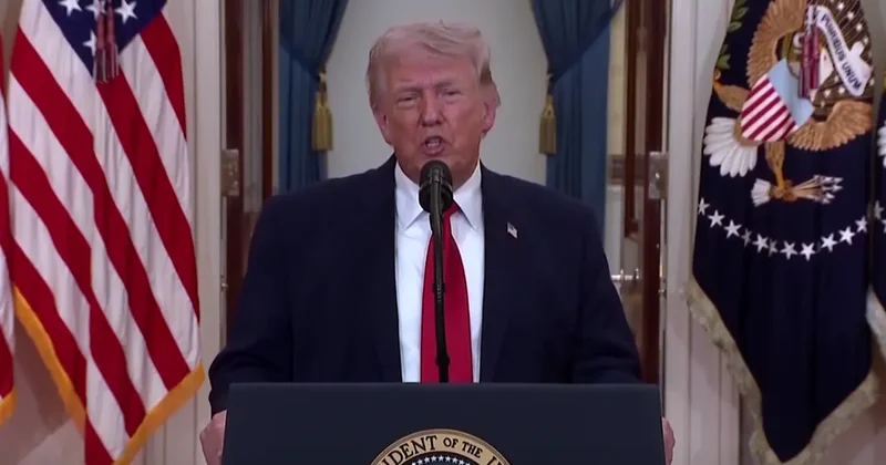 Трамп: Мы нанесём чрезвычайно сильный удар и вернём Иран в каменный век