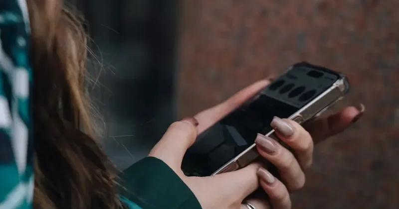 Казахстанцы перестали верить блогерам, но продолжают их смотреть