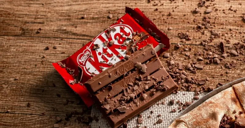 KitKat запустила трекер для поиска украденных 12 тонн батончиков