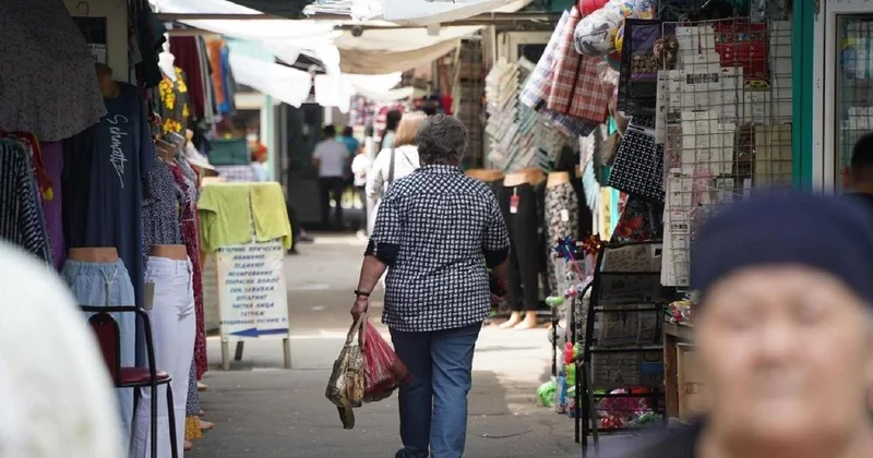 Могут ли алматинскую барахолку перенести за город