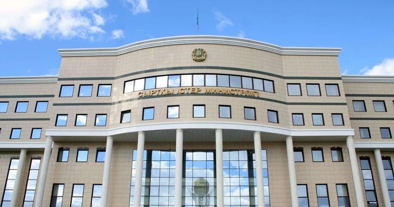От дипломатии признания к дипломатии влияния