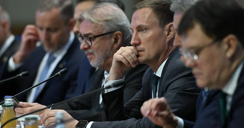 Қазақстан аумағы арқылы 13 ірі халықаралық көлік дәлізі өтеді