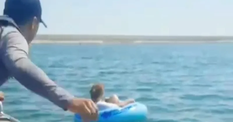 Казахстанку унесло в Каспийское море на плавательном круге