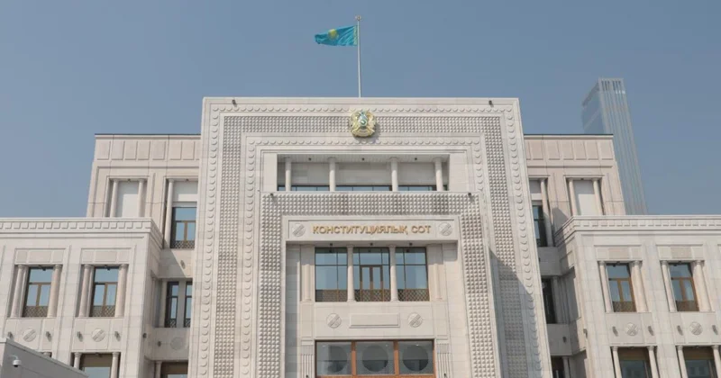 Нормы о пособии награжденным многодетным матерям проверят в Казахстане