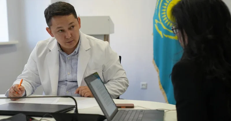 Бір пациентке 15 минут және түнгі жұмыс. Неге отбасылық дәрігердің уақыты жоқ?