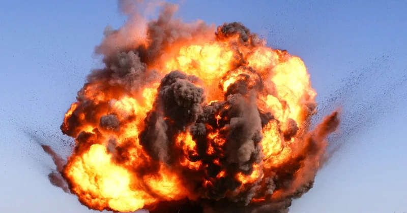 SNN: Ирандағы зауытта жойқын жарылыс болды