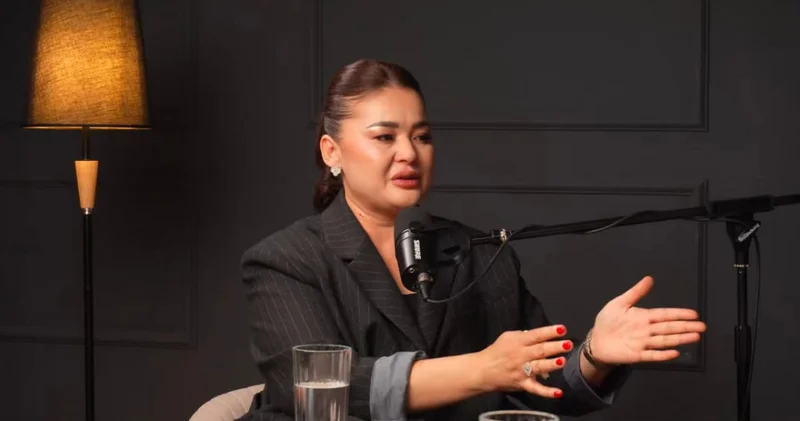 24 қабаттан секіргім келді : Мөлдір Мұқанова әзілкеш Тұрсынбек Қабатовтың опасыздығы жайлы айтты