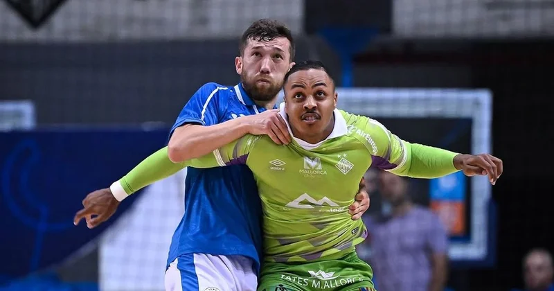 Семей проиграл действующим победителям Лиги чемпионов, но вышел в 1/8 финала