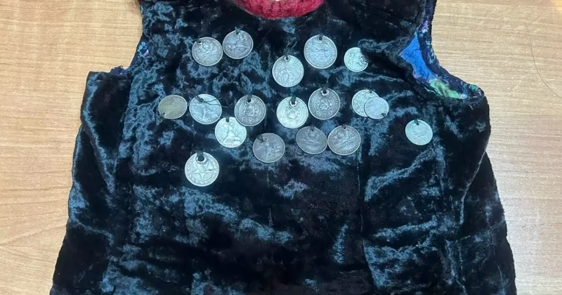 Павлодар музейінде бір ғасыр бұрын тігілген кеудеше сақтаулы тұр