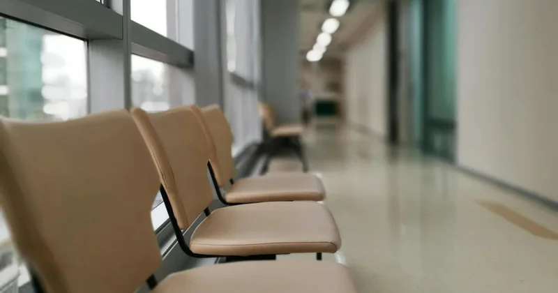 Бала өлімінен кейін бас дәрігер қызметінен қуылды