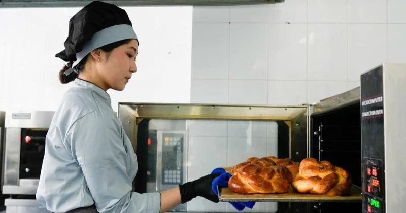 Астаналық студенттер Мен кәсіпкермін республикалық байқауында үздік атанды