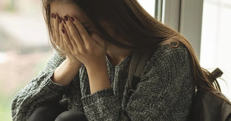 Душил ремнем и руками : курсанта МВД обвинили в избиении несовершеннолетней в Алматы