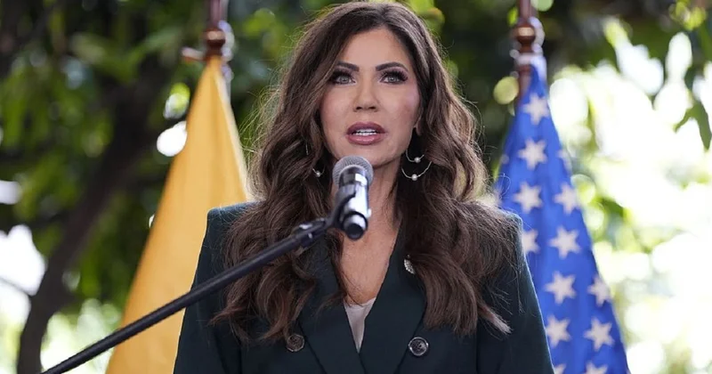 Министр предложила полностью запретить въезд в США любителям халявы