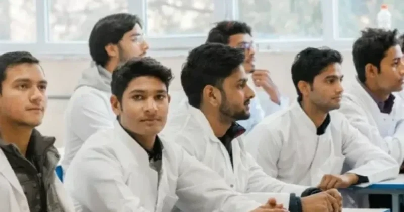 Елімізде қанша шетелдік студент білім алып жүр?