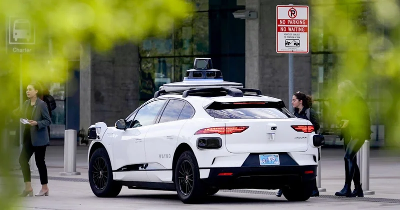 Ертең ел астанасында жүргізушісіз такси қызметі іске қосылады