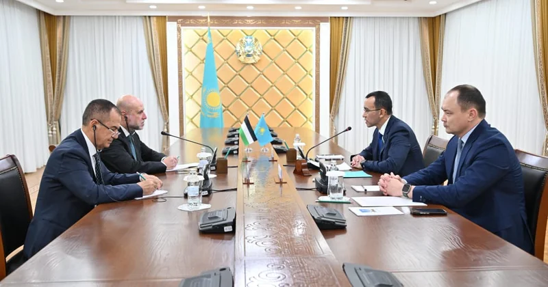 Маулен Ашимбаев встретился с советником президента Палестины по религиозным вопросам