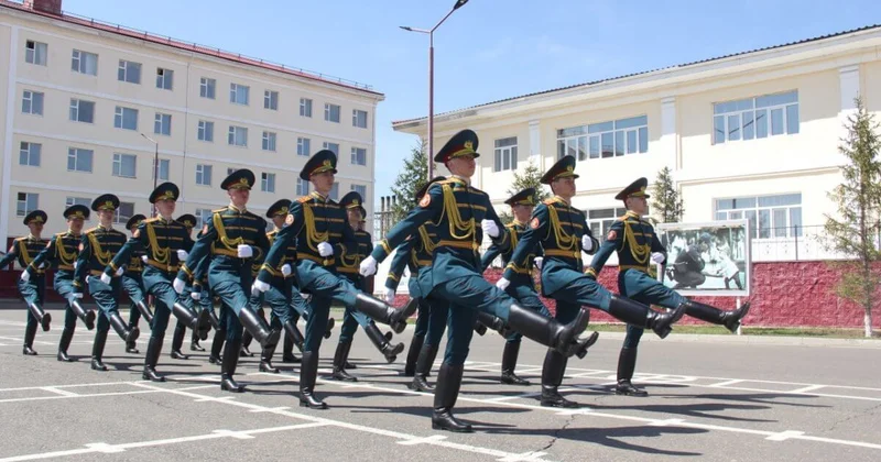 Отбор в роту почетного караула стартовал в Казахстане
