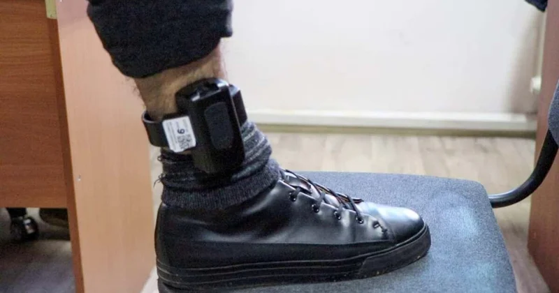 Находившийся под домашним арестом житель Уральска сходил в магазин и оказался за решеткой