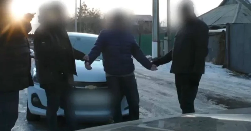 Финансист в будни, наркозакладчик в выходные: мужчину задержали в Астане с синтетикой