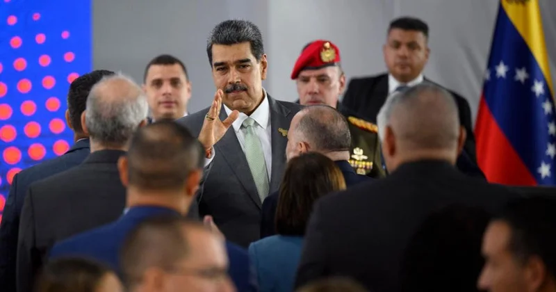 Взрывы в Каракасе: Мадуро подписал указ о немедленном переходе к вооруженной борьбе