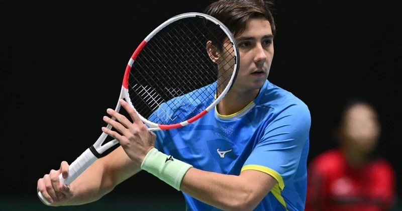 Разгромом завершился матч казахстанского теннисиста в Австралии