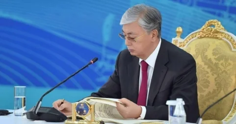 Токаев подписал закон о возврате незаконно приобретенных активов