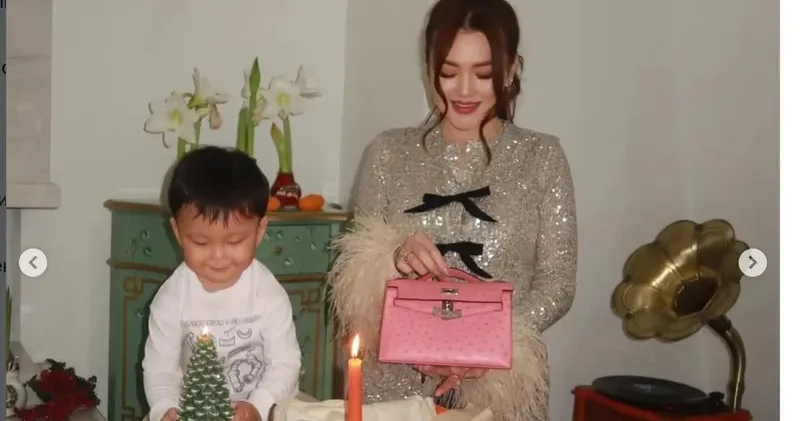 Ерке Есмахан жас күйеуінен эксклюзивті сыйлық алды