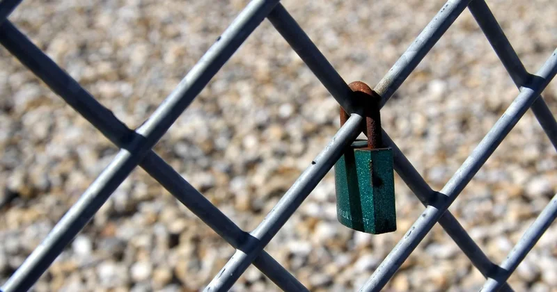 Карагандинка за 19 лет ничего не построила и лишилась участка