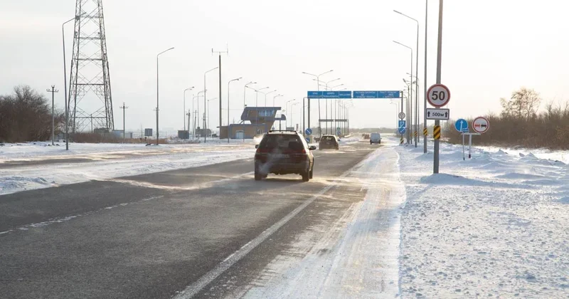 Часть платных трасс в Казахстане стали бесплатными